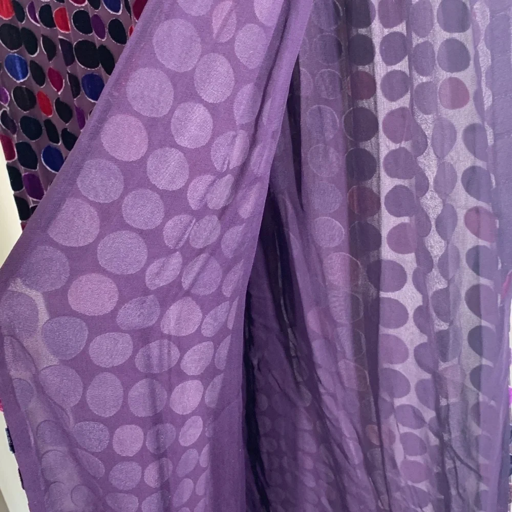 Velvet circles patterned scarf